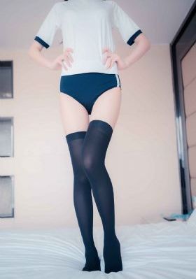 教室脔到她哭h粗话h好爽视频_4K高清完整版播放