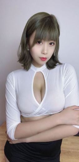 一边吃奶一边扎下边爽了视频_4K在线观看完整版